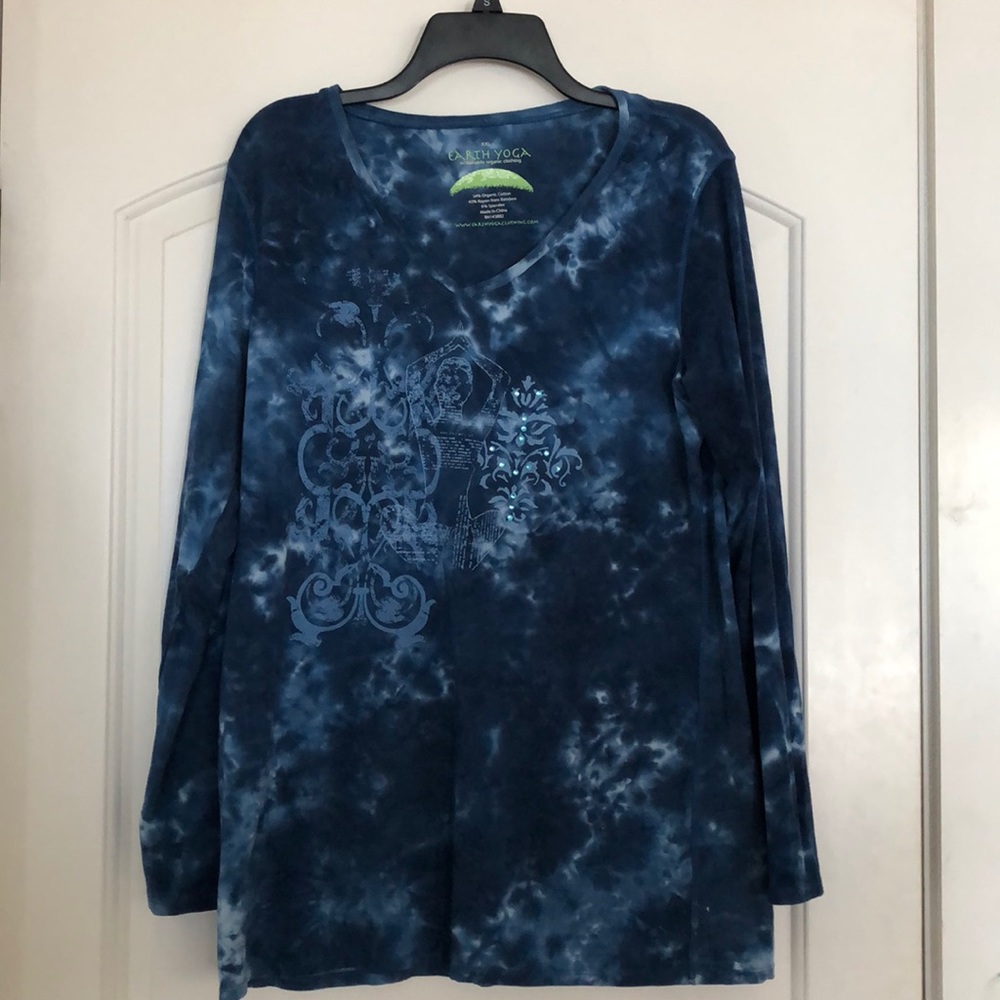 Earth yoga long sleeve shirt